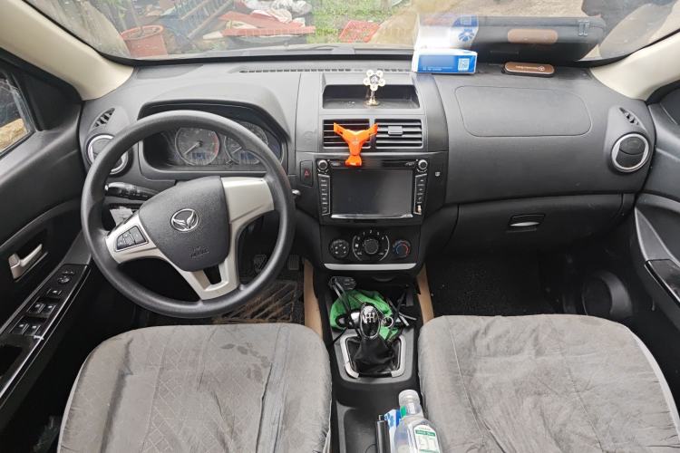 Used HYOSOW H2 2016 H2E 1.5L Elite Model BJ415B Center Console
