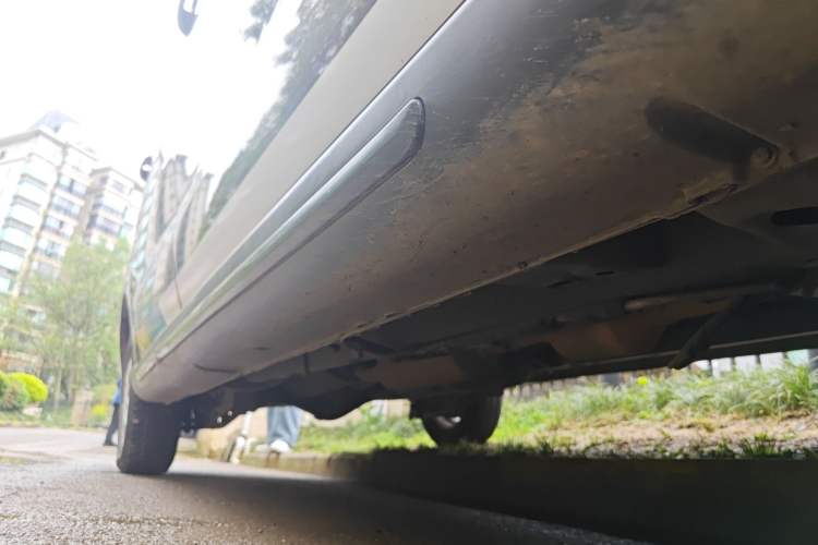 Used HYOSOW H2 2016 H2E 1.5L Elite Model BJ415B Chassis Front Right