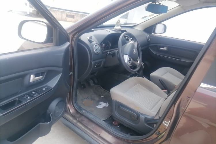 Used HYOSOW H2 2016 H2E 1.5L Elite Model BJ415B Driver Seat