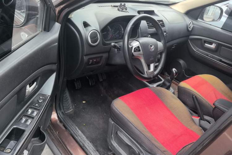 Used HYOSOW H2 2016 H2E 1.5L Elite Model BJ415B Driver Seat