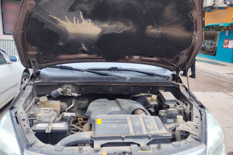 Used HYOSOW H2 2016 H2E 1.5L Elite Model BJ415B Engine Bay