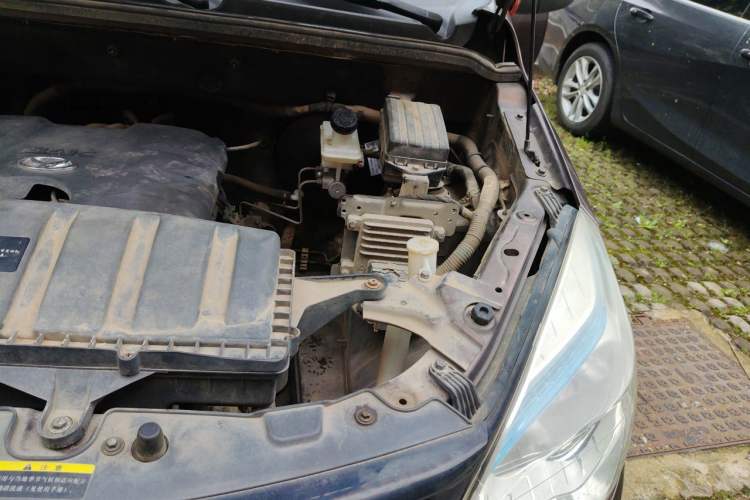 Used HYOSOW H2 2016 H2E 1.5L Classic Model BJ415A Engine Bay Left