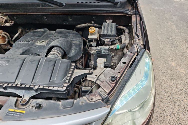 Used HYOSOW H2 2016 H2E 1.5L Elite Model BJ415B Engine Bay Left