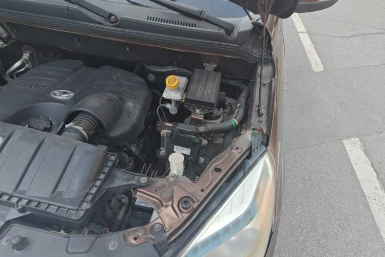 Used HYOSOW H2 2016 H2E 1.5L Elite Model BJ415B Engine Bay Left