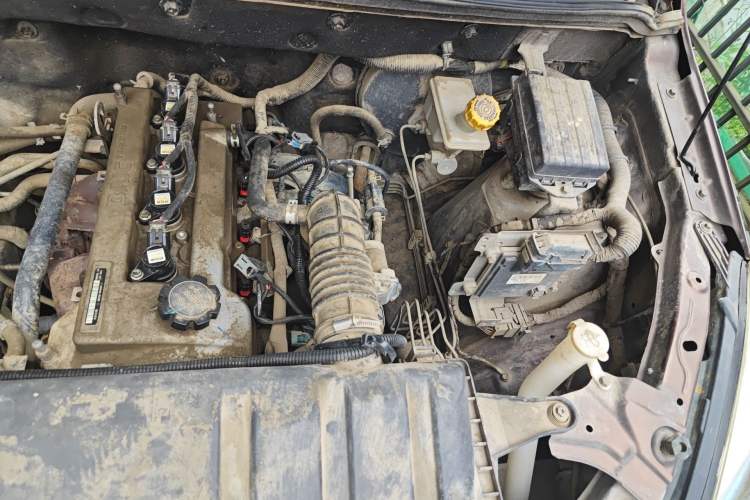 Used HYOSOW H2 2016 H2E 1.5L Elite Model BJ415B Engine Bay Left