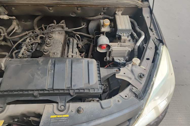 Used HYOSOW H2 2016 H2E 1.5L Classic Model BJ415A Engine Bay Left