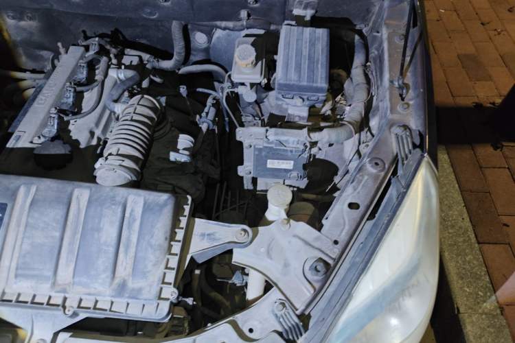 Used HYOSOW H2 2016 H2E 1.5L Elite Model BJ415B Engine Bay Left