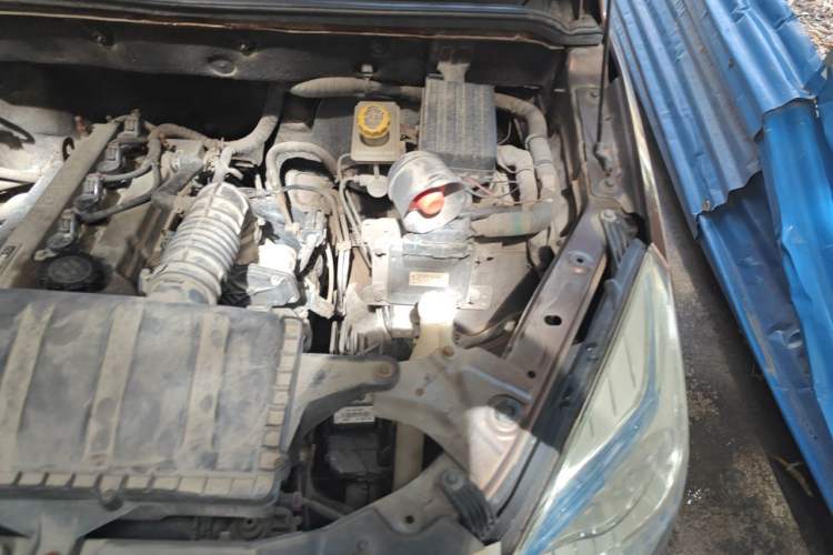 Used HYOSOW H2 2016 H2E 1.5L Elite Model BJ415B Engine Bay Left