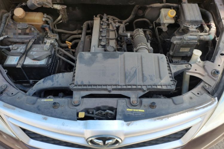 Used HYOSOW H2 2016 H2E 1.5L Elite Model BJ415B Engine Bay