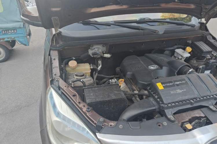 Used HYOSOW H2 2016 H2E 1.5L Elite Model BJ415B Engine Bay Right