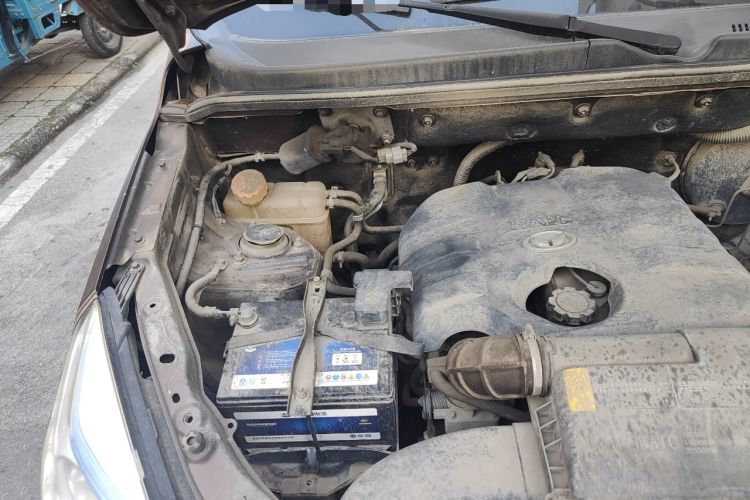 Used HYOSOW H2 2016 H2E 1.5L Classic Model BJ415A Engine Bay Right