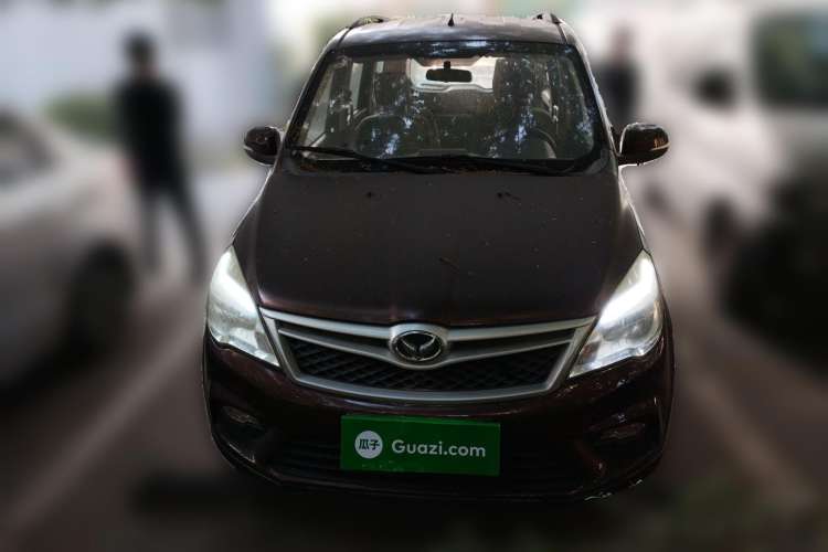 Used HYOSOW H2 2016 H2E 1.5L Elite Model BJ415B Front