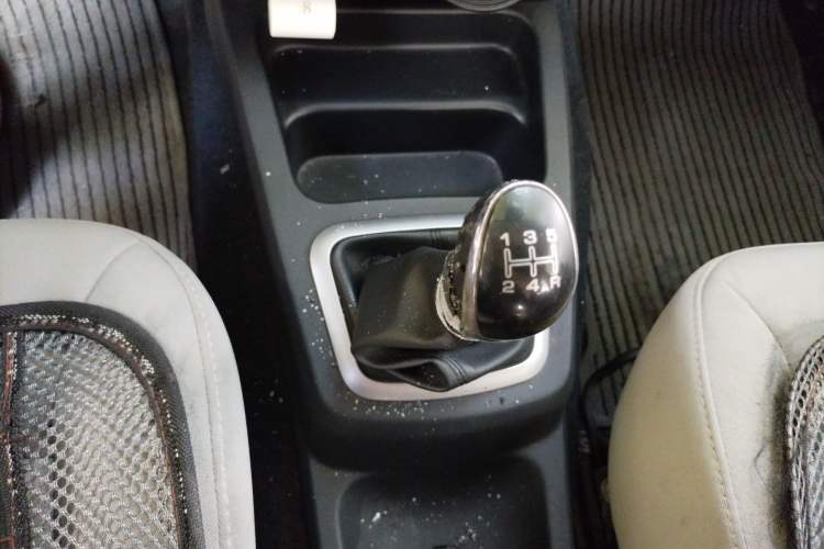 Used HYOSOW H2 2016 H2E 1.5L Elite Model BJ415B Gear Lever