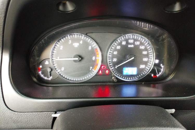 Used HYOSOW H2 2016 H2E 1.5L Elite Model BJ415B Instrument Cluster