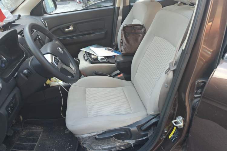Used HYOSOW H2 2016 H2E 1.5L Elite Model BJ415B Left Front Seat