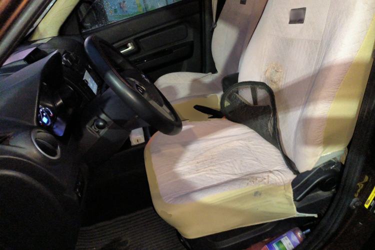 Used HYOSOW H2 2016 H2E 1.5L Fashion Model BJ415B Left Front Seat