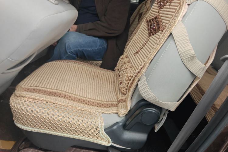 Used HYOSOW H2 2016 H2E 1.5L Elite Model BJ415B Left Rear Seat