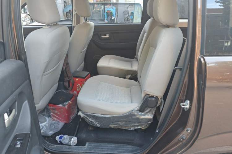 Used HYOSOW H2 2016 H2E 1.5L Elite Model BJ415B Left Rear Seat
