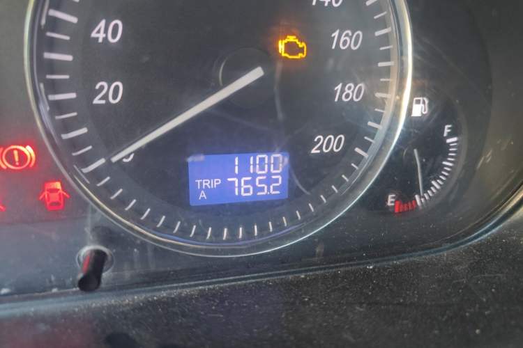 Used HYOSOW H2 2016 H2E 1.5L Elite Model BJ415B Odometer Close Up