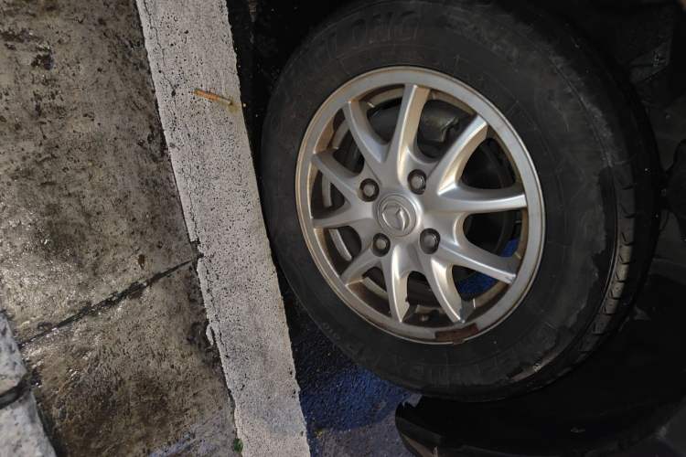 Used HYOSOW H2 2016 H2E 1.5L Elite Model BJ415B Right Front Wheel Hub