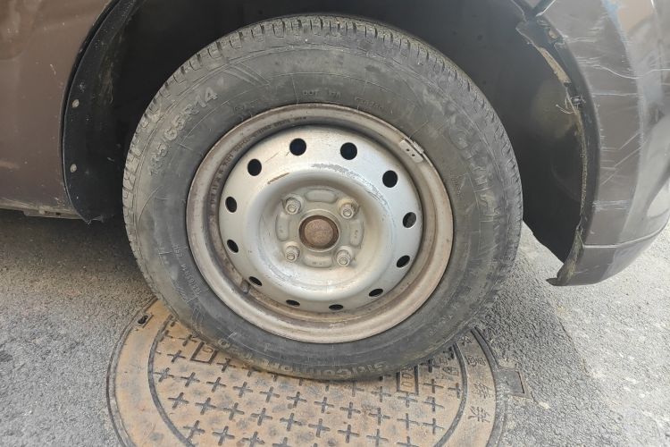 Used HYOSOW H2 2016 H2E 1.5L Classic Model BJ415A Right Front Wheel Hub