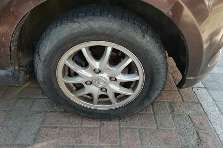 Used HYOSOW H2 2016 H2E 1.5L Elite Model BJ415B Right Front Wheel Hub