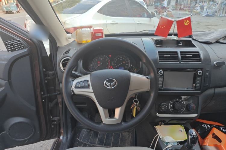 Used HYOSOW H2 2016 H2E 1.5L Elite Model BJ415B Steering Wheel