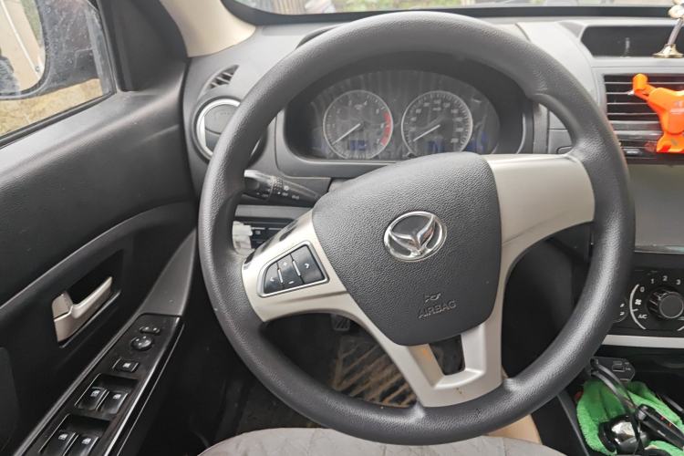 Used HYOSOW H2 2016 H2E 1.5L Elite Model BJ415B Steering Wheel