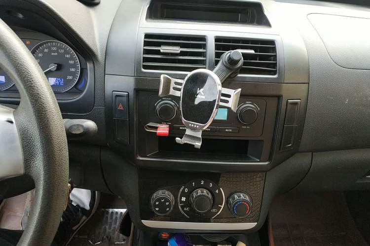 Used HYOSOW H2 2016 H2E 1.5L Fashion Model BJ415B Audio And AC Panel