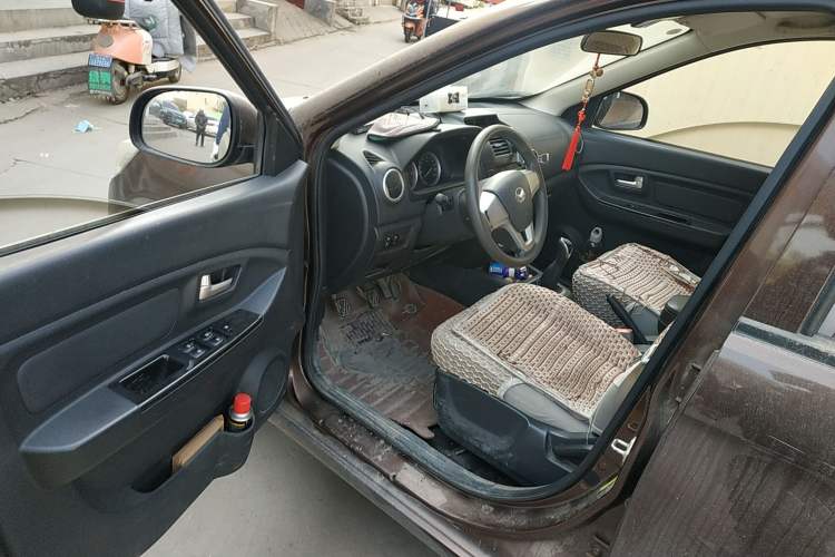 Used HYOSOW H2 2016 H2E 1.5L Fashion Model BJ415B Driver Seat