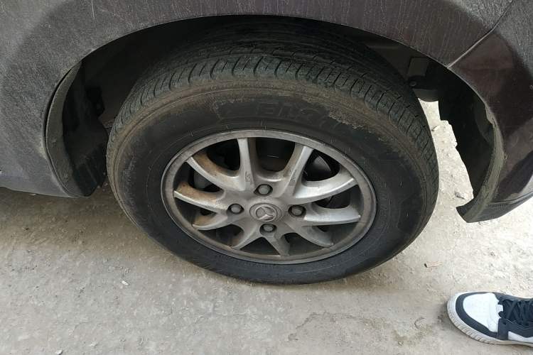 Used HYOSOW H2 2016 H2E 1.5L Fashion Model BJ415B Right Front Wheel Hub