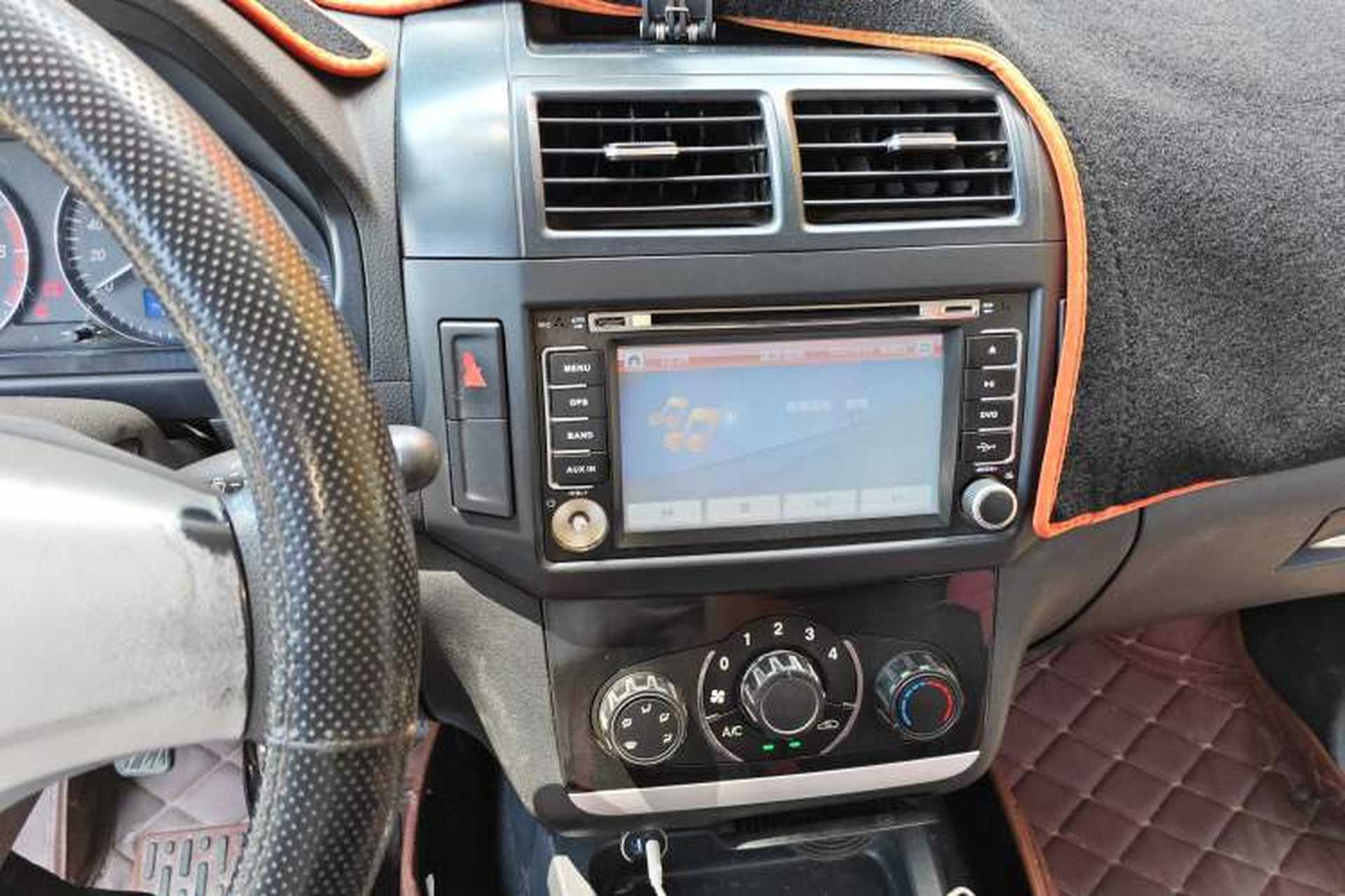 Used HYOSOW H2 2016 H2E 1.5L Fashion Model BJ415B Audio And AC Panel