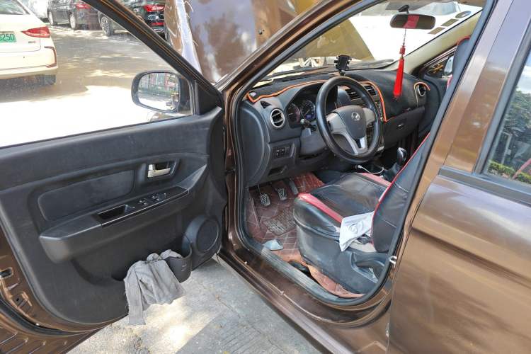 Used HYOSOW H2 2016 H2E 1.5L Fashion Model BJ415B Driver Seat