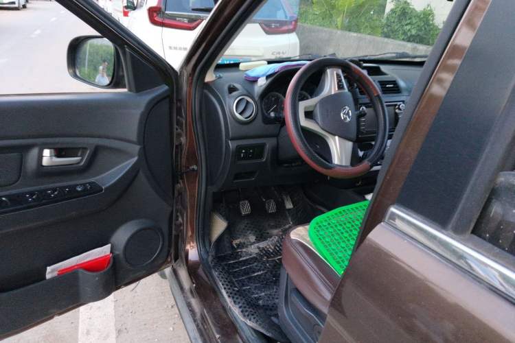 Used HYOSOW H2 2016 H2E 1.5L Elite Model BJ415B Driver Seat