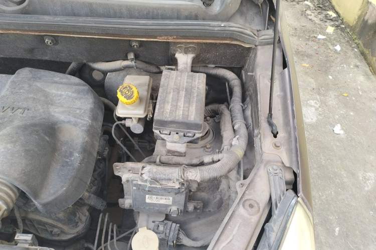 Used HYOSOW H2 2016 H2E 1.5L Elite Model BJ415B Engine Bay Left