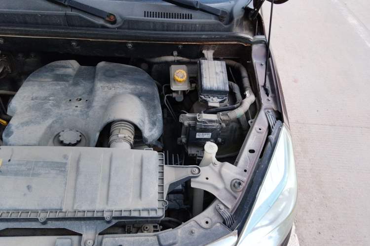 Used HYOSOW H2 2016 H2E 1.5L Elite Model BJ415B Engine Bay Left