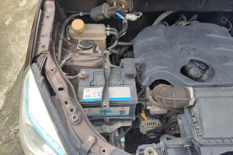 Used HYOSOW H2 2016 H2E 1.5L Classic Model BJ415A Engine Bay Right