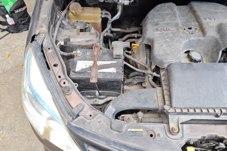 Used HYOSOW H2 2016 H2E 1.5L Fashion Model BJ415B Engine Bay Right
