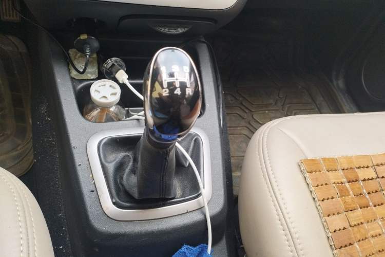 Used HYOSOW H2 2016 H2E 1.5L Elite Model BJ415B Gear Lever