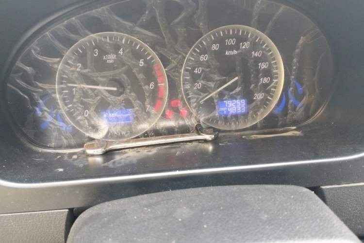 Used HYOSOW H2 2016 H2E 1.5L Elite Model BJ415B Odometer Close Up