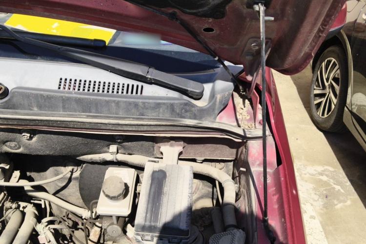Used HYOSOW H2 2016 H2E 1.5L Classic Model BJ415A Engine Bay Left