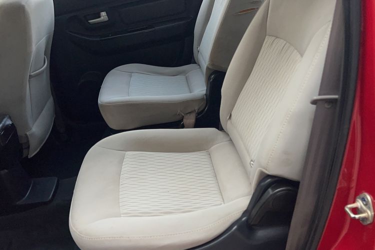 Used HYOSOW H2 2016 H2E 1.5L Fashion Model BJ415B Interior 1