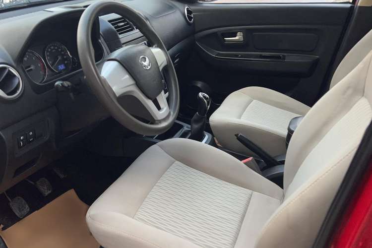 Used HYOSOW H2 2016 H2E 1.5L Fashion Model BJ415B Interior 2
