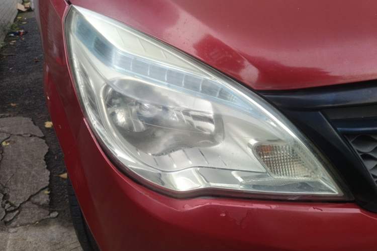 Used HYOSOW H2 2016 H2E 1.5L Fashion Model BJ415B Right Front Headlight