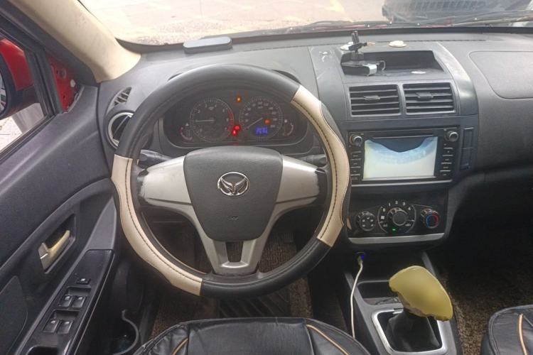 Used HYOSOW H2 2016 H2E 1.5L Fashion Model BJ415B Steering Wheel