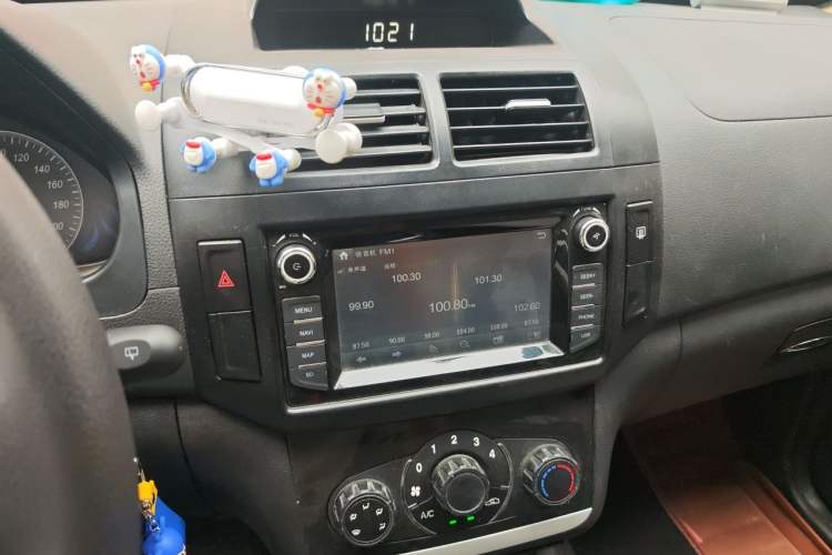 Used HYOSOW H2 2016 H2E 1.5L Elite Model BJ415B Audio And AC Panel