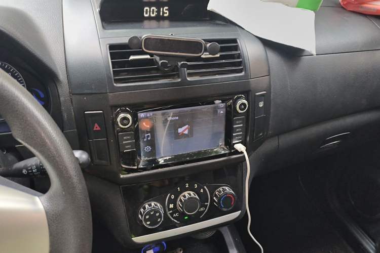 Used HYOSOW H2 2016 H2E 1.5L Elite Model BJ415B Audio And AC Panel