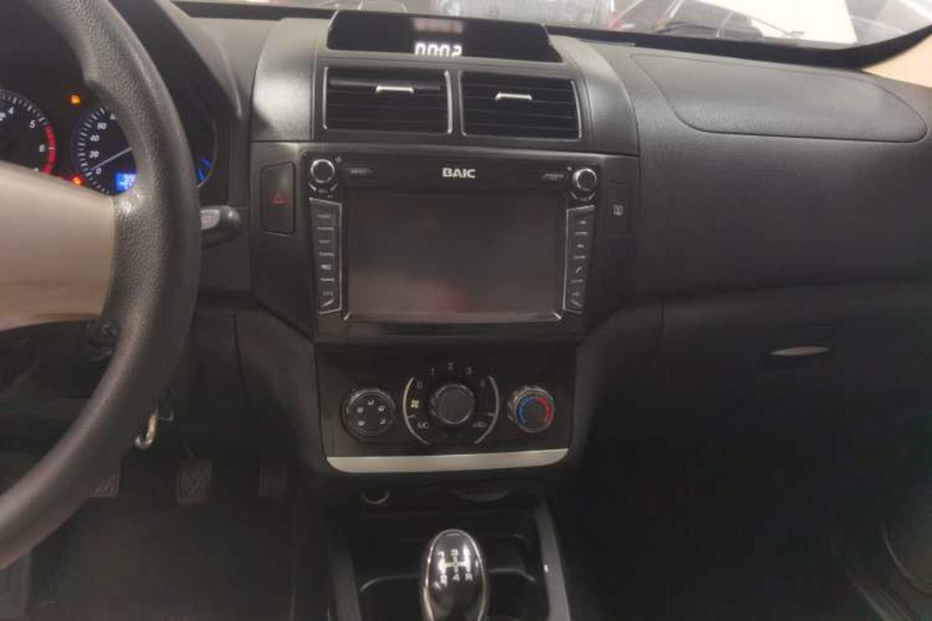 Used HYOSOW H2 2016 H2E 1.5L Elite Model BJ415B Audio And AC Panel