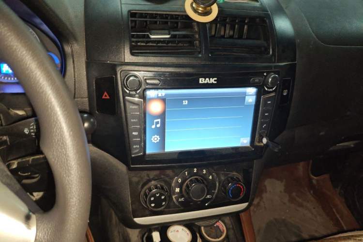 Used HYOSOW H2 2016 H2E 1.5L Elite Model BJ415B Audio And AC Panel