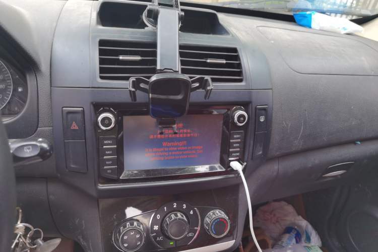 Used HYOSOW H2 2016 H2E 1.5L Elite Model BJ415B Audio And AC Panel
